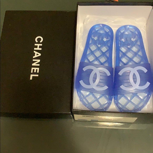 CHANEL Shoes - Chanel Slides size 38 E
